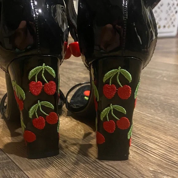 Black Cherry Embellished Women's Heels - Picture 8 of 9